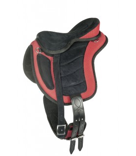 8362_3091-selle-sans-arcon-rouge-shetty_lahalleauxminis