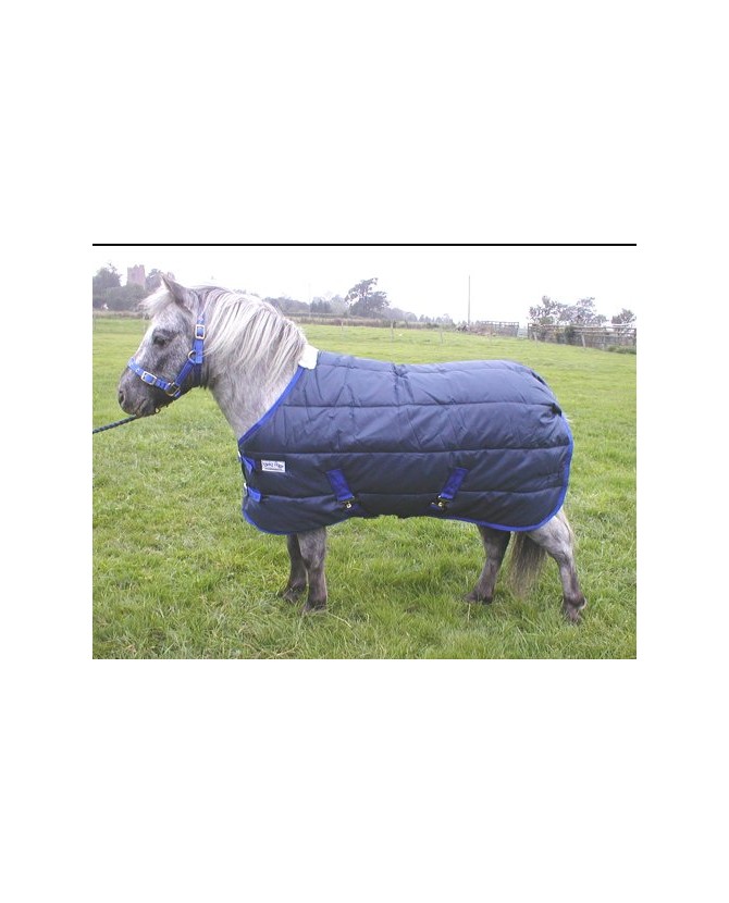 DRCLQUST_couverture_ecurie_250_lahalleauxminis
